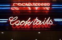 酒吧夜生活体验