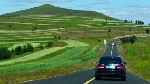 http:\/\/www.tuniu.com\/tour\/210198590