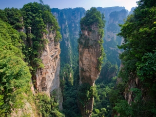 湖南張家界旅游團(tuán)報(bào)價(jià)2021_去湖南張家界游要多少錢_到湖南張家界旅游