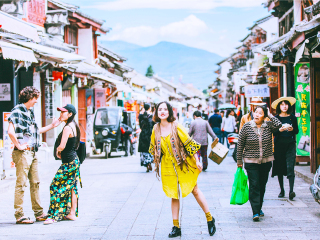 云南旅行报团_跟团云南旅游价格_春节云南