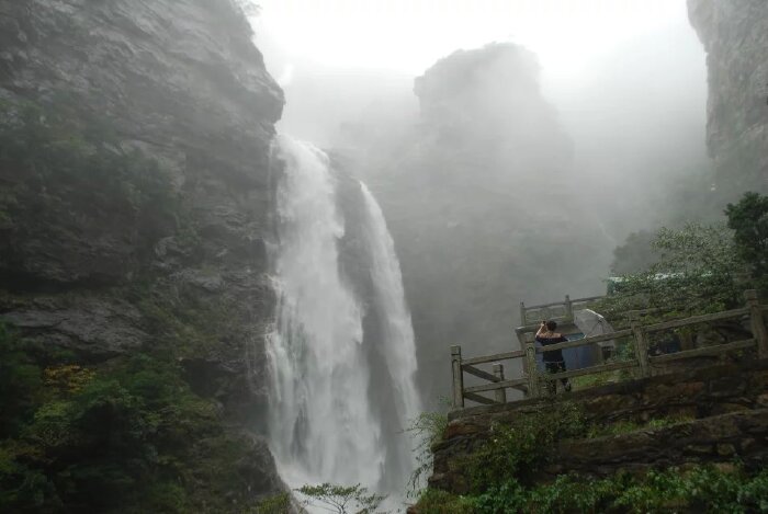 江西九江庐山三叠泉-游记攻略-旅游路上-乐驼网