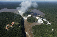 伊瓜苏高空悬索 