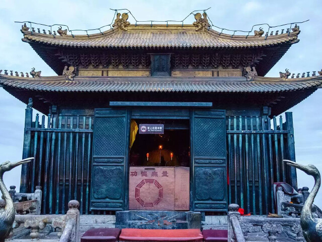 武当山金殿