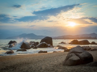 旅游去海南三亞_海南三亞旅游價格多少_跟團海南三亞游價格