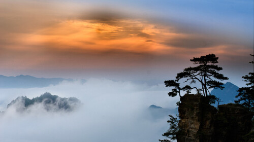 长沙橘子洲-韶山故里-张家界-大峡谷-凤凰6日游湖南全景游