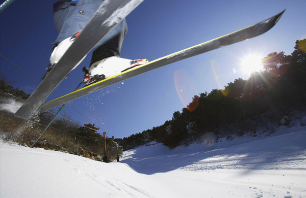 南山滑雪场3月天气怎么样_南山滑雪场穿衣指