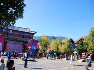 出发到泸沽湖旅游_泸沽湖七日游_包团泸沽湖旅游价格