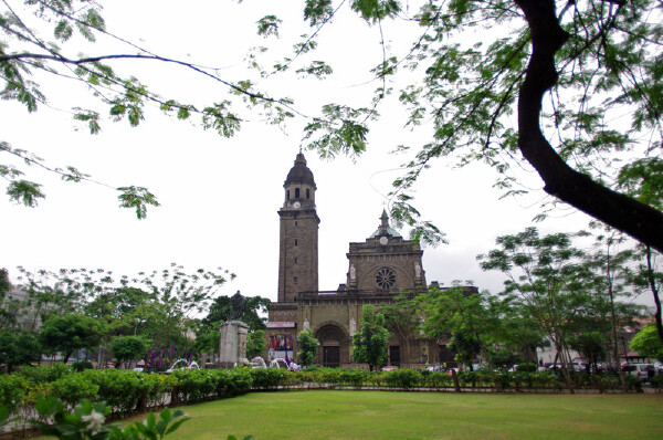 西班牙旅游带什么特产_西班牙葡萄牙特色伴手