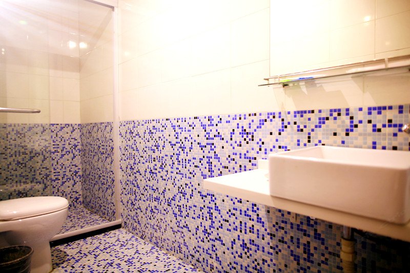 hotelPic
