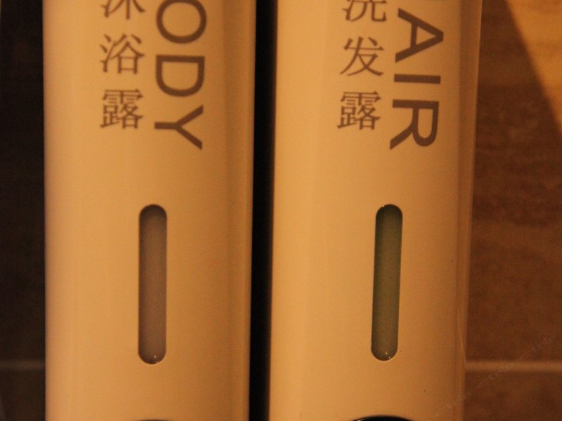 hotelPic