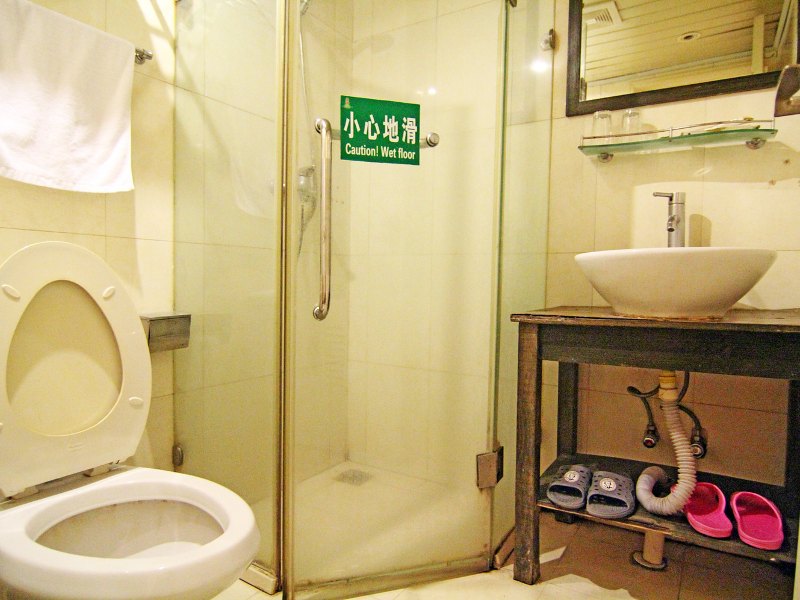 hotelPic