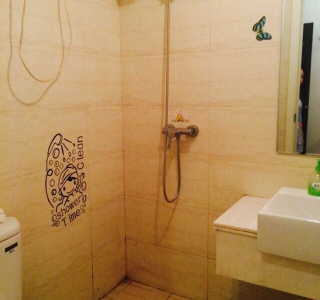 hotelPic