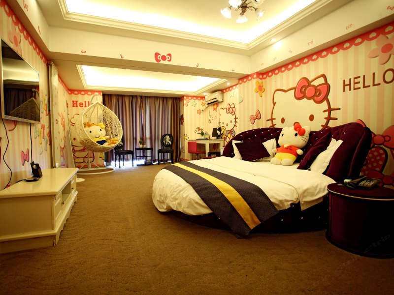 hotelPic