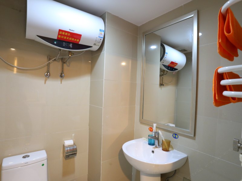hotelPic