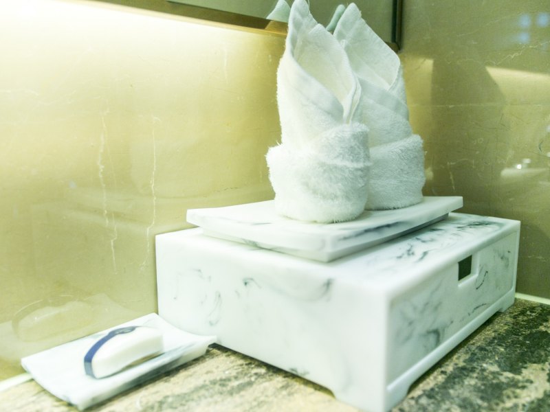 hotelPic