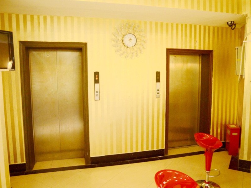 hotelPic