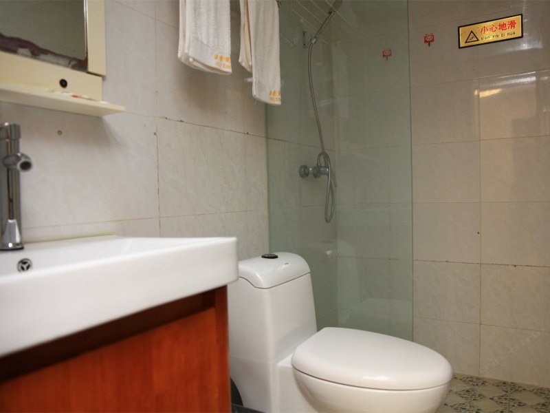 hotelPic