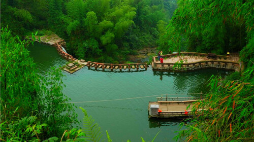  蜀南竹海2日游>零自费,零购物,含全竹宴,索道,竹筏游船,过渡费