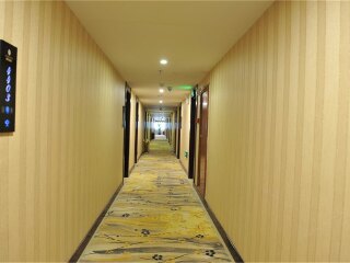 國(guó)慶貴州黃果樹(shù)瀑布游價(jià)格_去貴州黃果樹(shù)瀑布旅游要多少錢(qián)_貴州黃果樹(shù)瀑布私人定制旅游