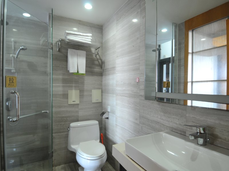 hotelPic