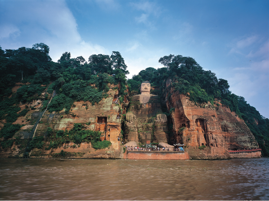 【用餐】:当地特以团队餐 【景点】:乐山大5a旅游景区,天工开物