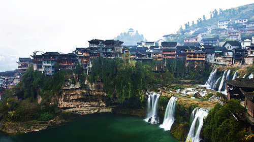 张家界玻璃桥魅力湘西天门山凤凰古城四天三晚自驾游