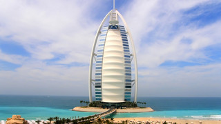 <迪拜+阿布扎比6日游>去程A380，全程国五，沙漠冲沙，棕榈岛缆车，火锅餐，阿拉伯餐，阿联酋航空，香港直飞