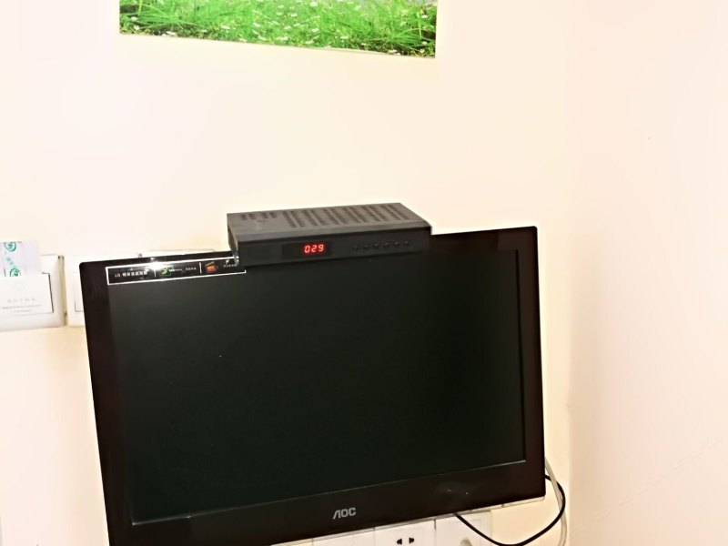 hotelPic