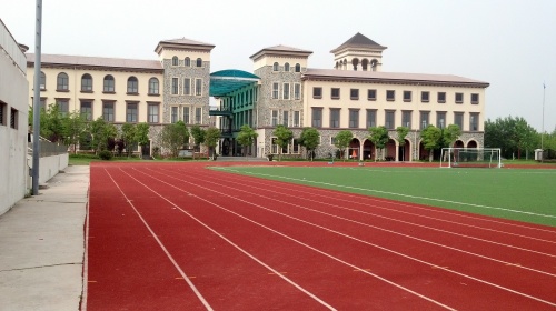 上海外国语大学操场|【上海外国语大学体验游】上海松江大学城位于上海