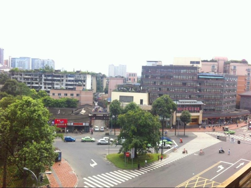 成都碰甘青年旅舍