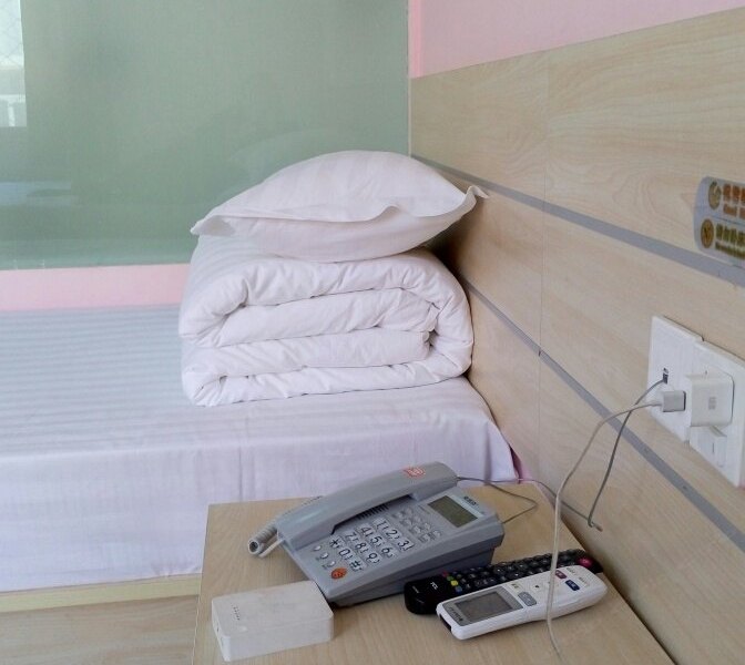 hotelPic