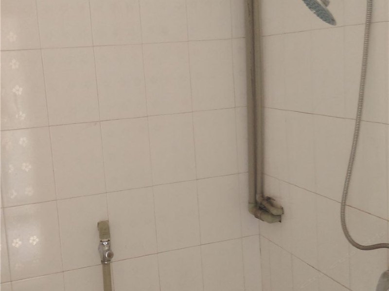hotelPic