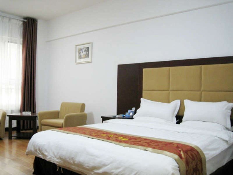 hotelPic