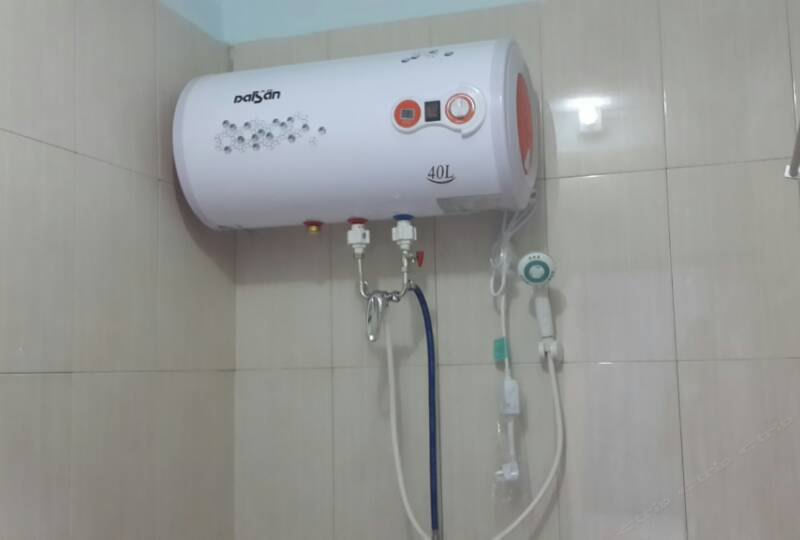 hotelPic