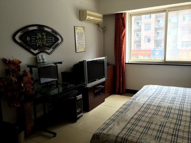hotelPic