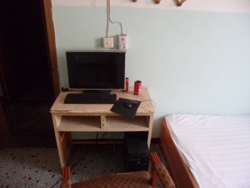 hotelPic