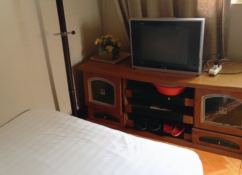 hotelPic