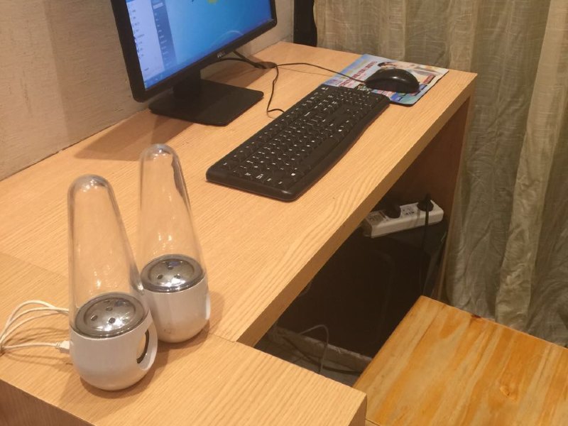 hotelPic