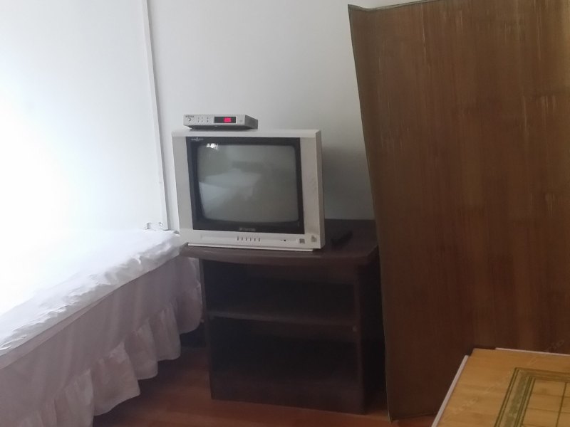 hotelPic
