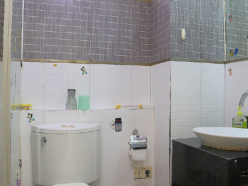 hotelPic