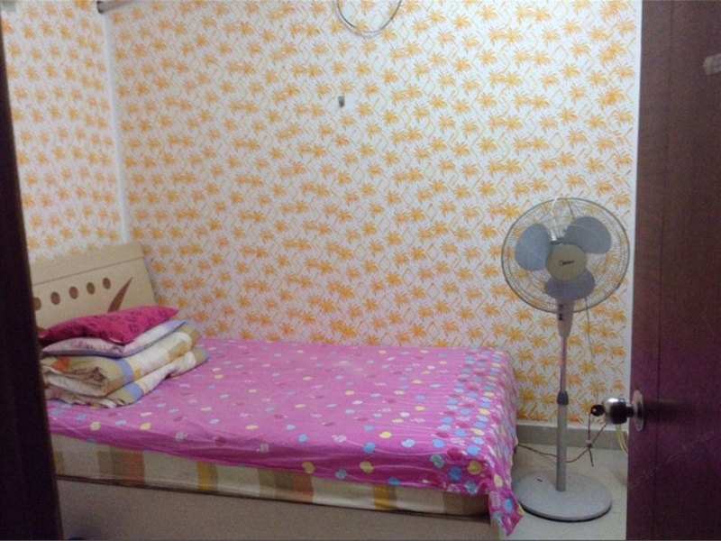 hotelPic
