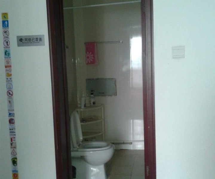 hotelPic