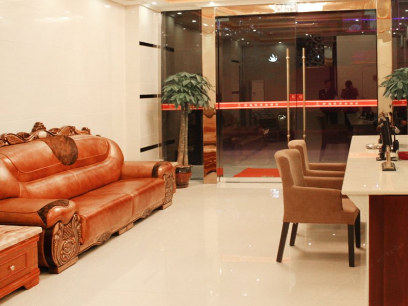 hotelPic