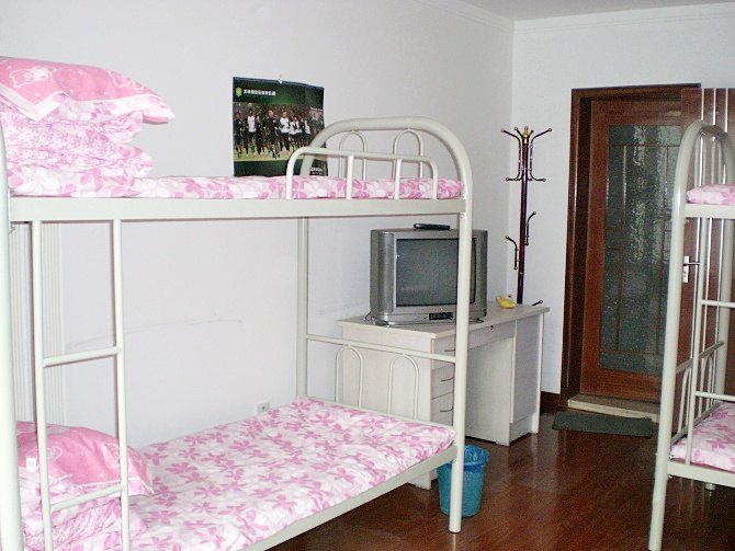 hotelPic