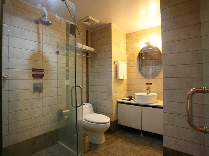 hotelPic