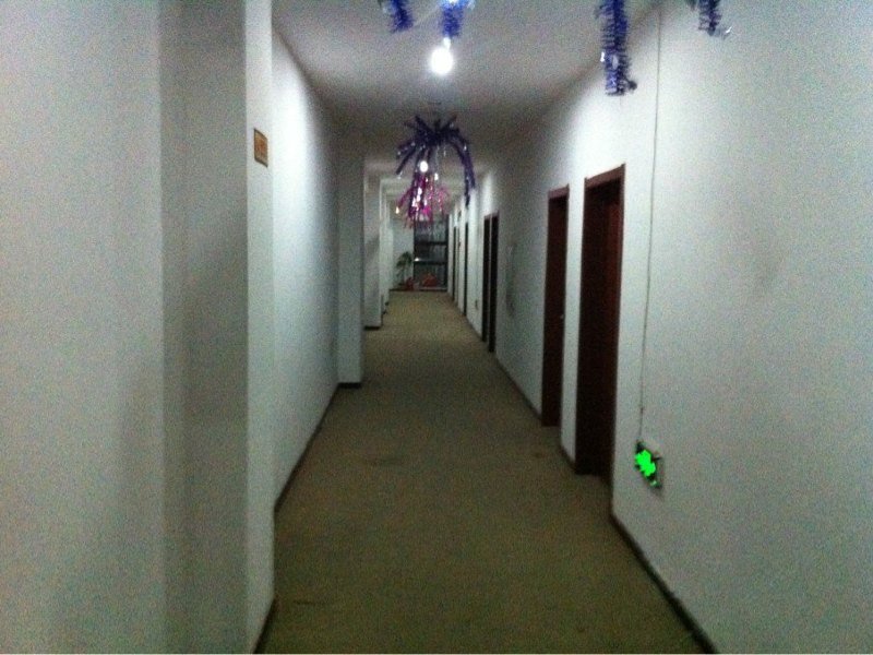 hotelPic