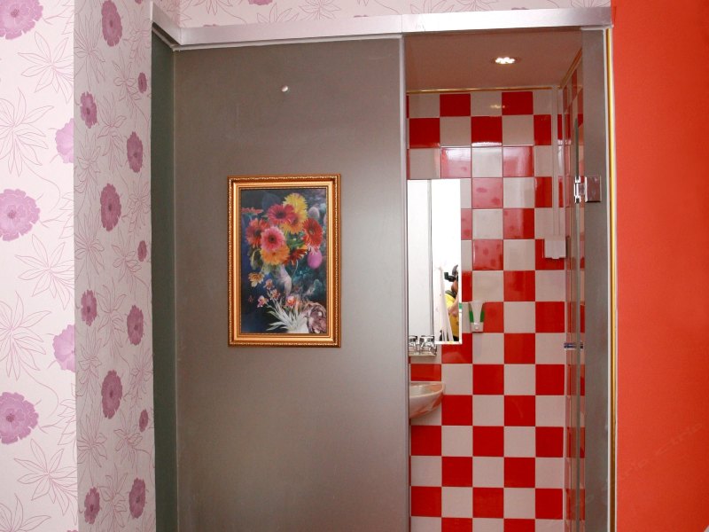 hotelPic