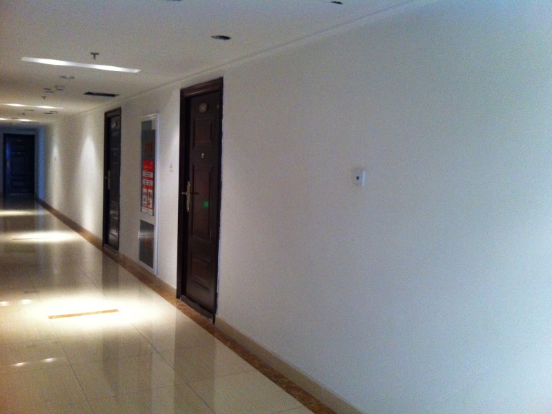 hotelPic