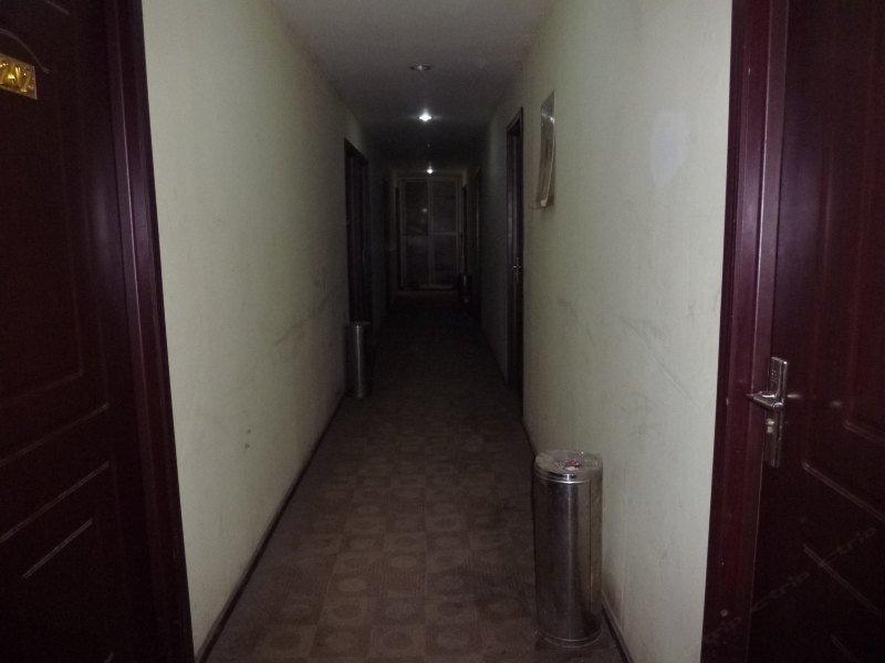 hotelPic