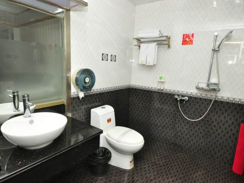 hotelPic